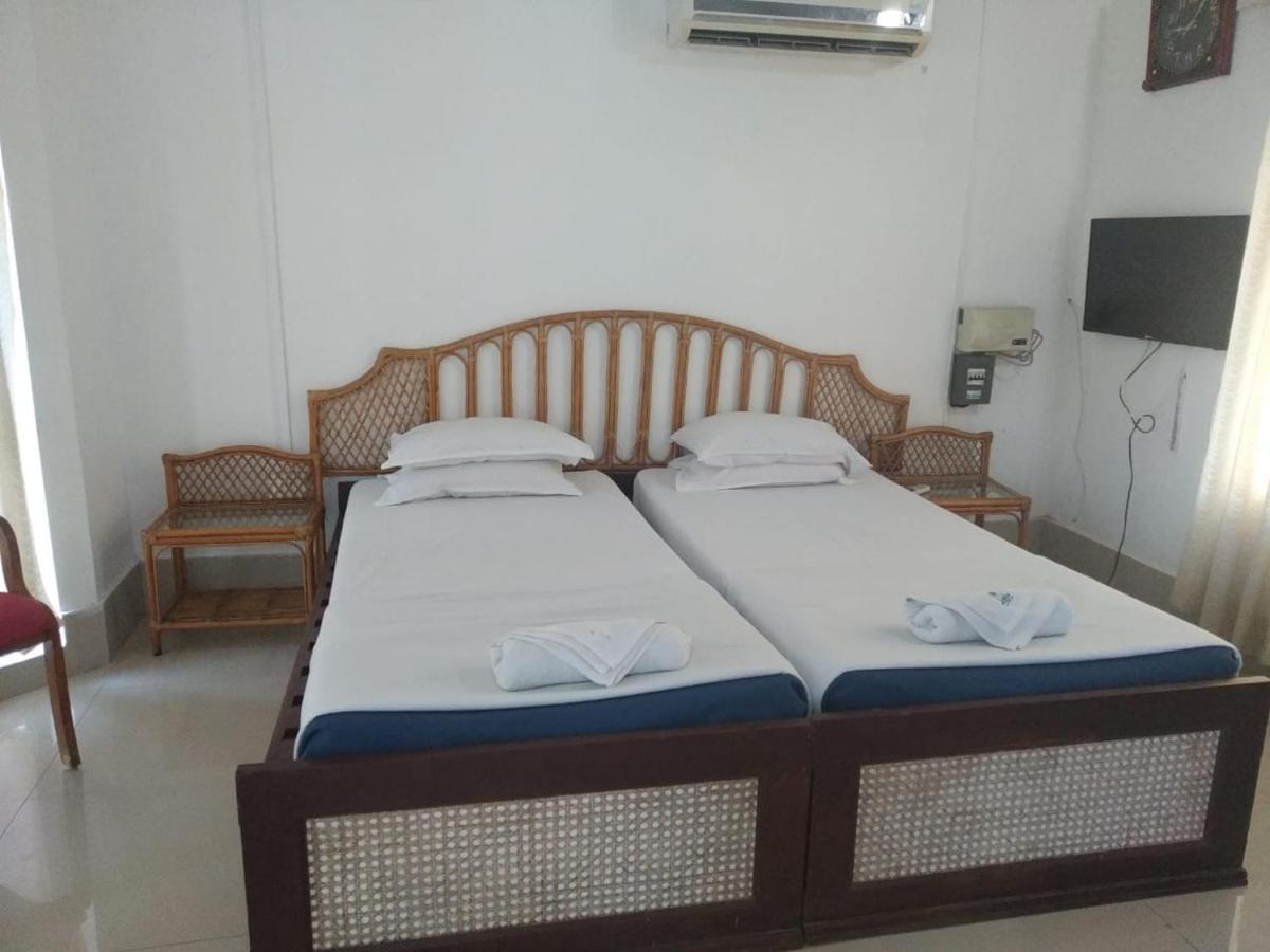 Kadmath Beach Resort Kadmath Island Kültér fotó
